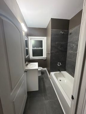 2 bed 1 bath apartment for rent – photo 1