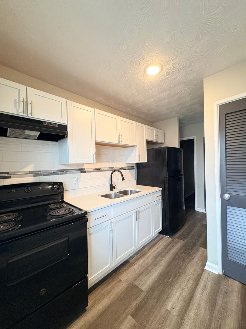 Lawrence Apartment: 9037 South Eldorado Drive