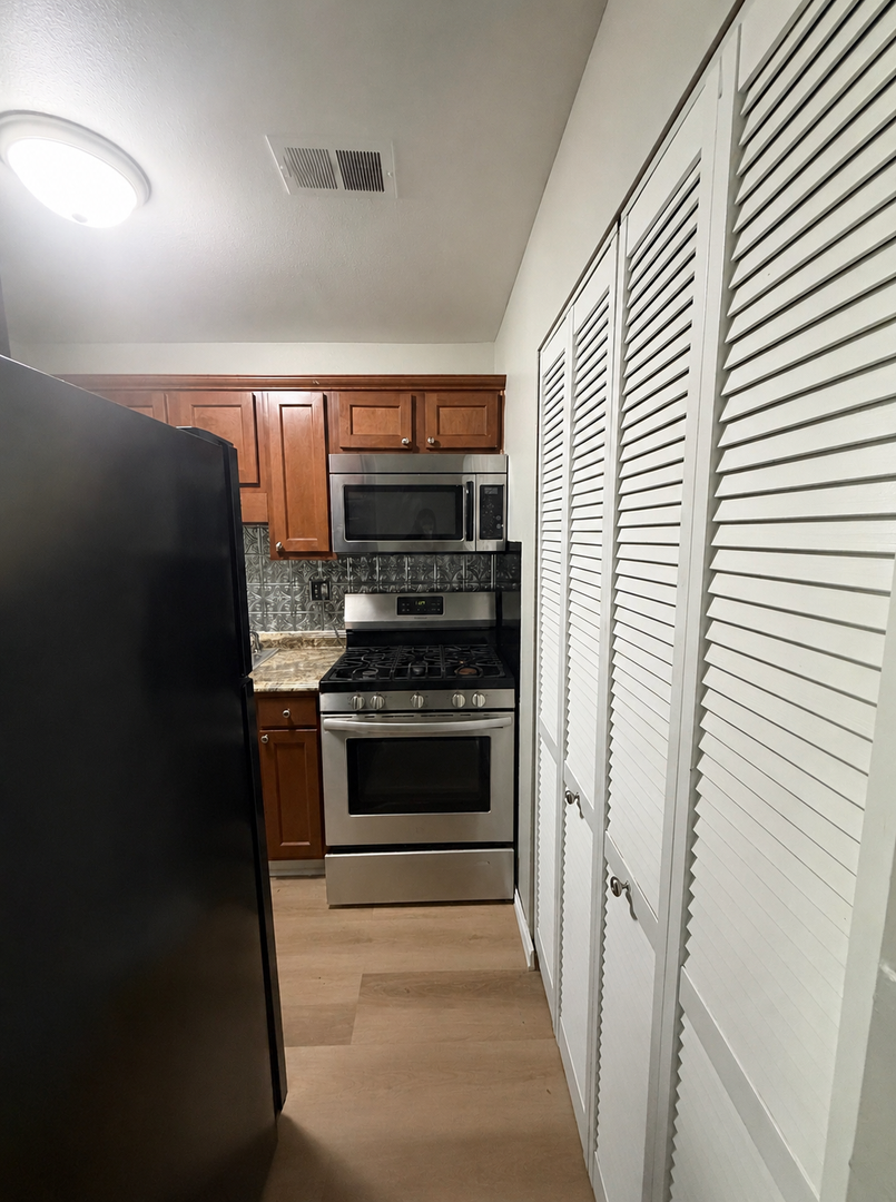 Indianapolis Apartment: 8951 Brigadier Drive