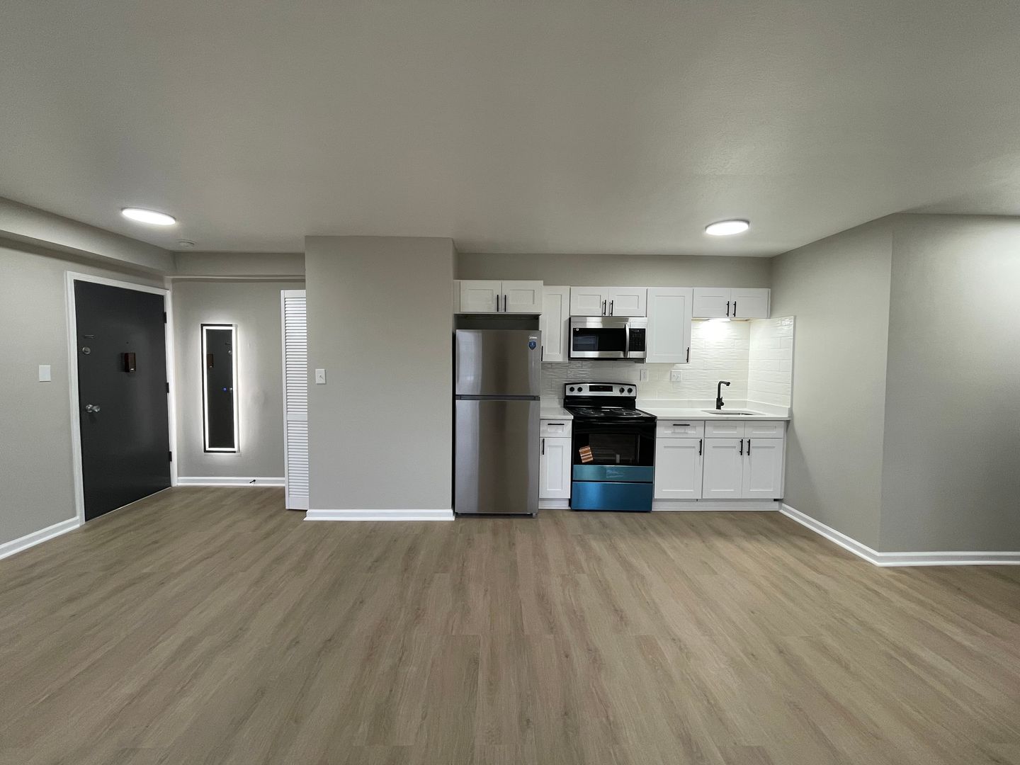 Indianapolis Apartment: 7051 East 11th Street