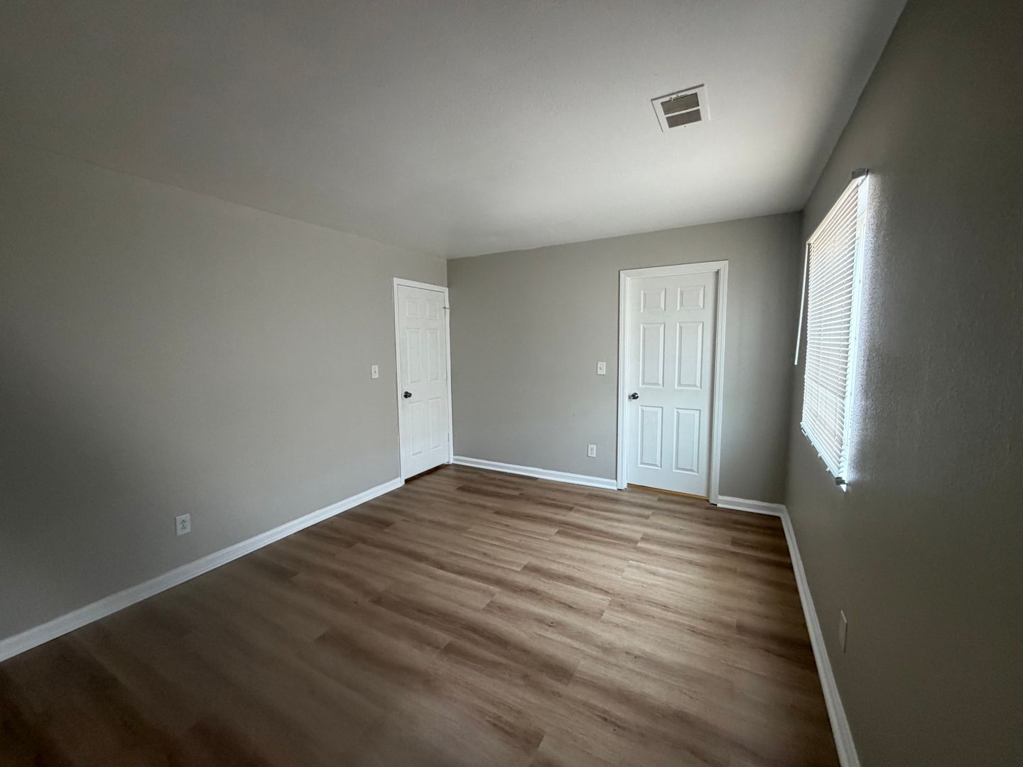Indianapolis Apartment: 8929 Brigadier Drive