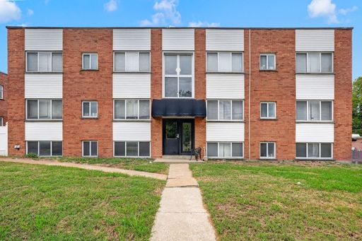 Charming 1-Bedroom Apartment in Maplewood! – photo 1