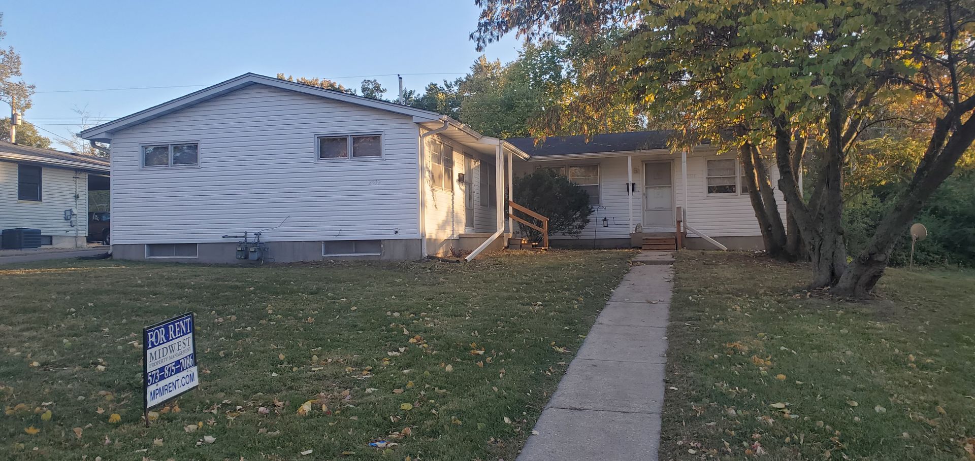 Columbia Apartment: 2512-2514 Braemore Rd