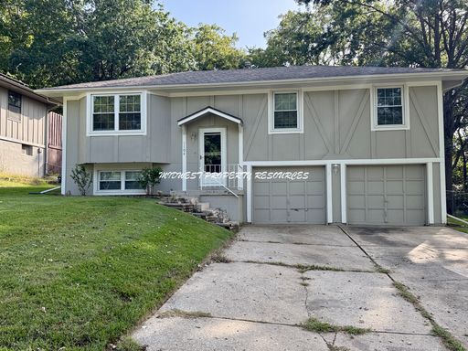 Beautifully Updated 3-Bedroom Home with Finished Basement & Private Backyard – photo 1