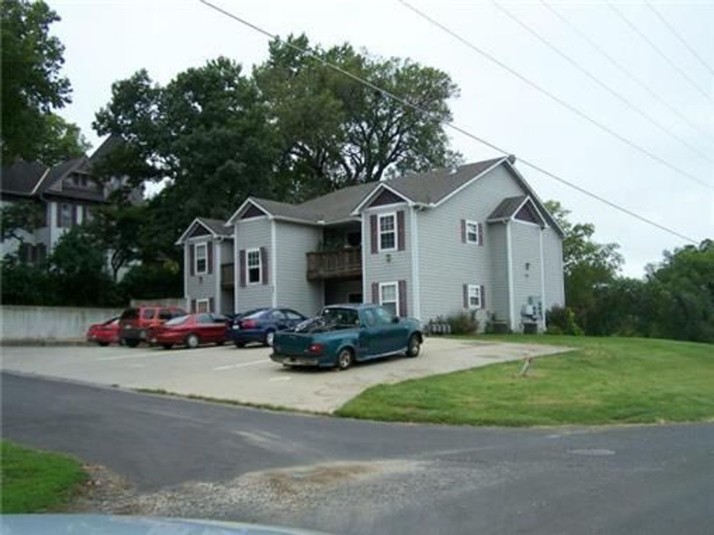 Eudora Apartment: 601 Elm St