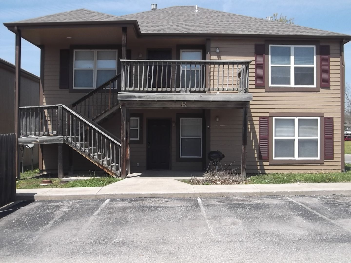 Lawrence Apartment: 700 Monterey Way