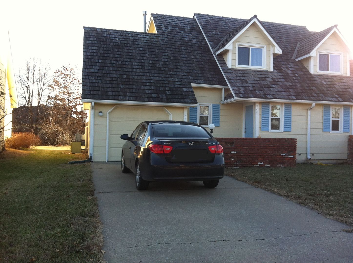 Lawrence Apartment: 3725 & 3727 Westland Pl,