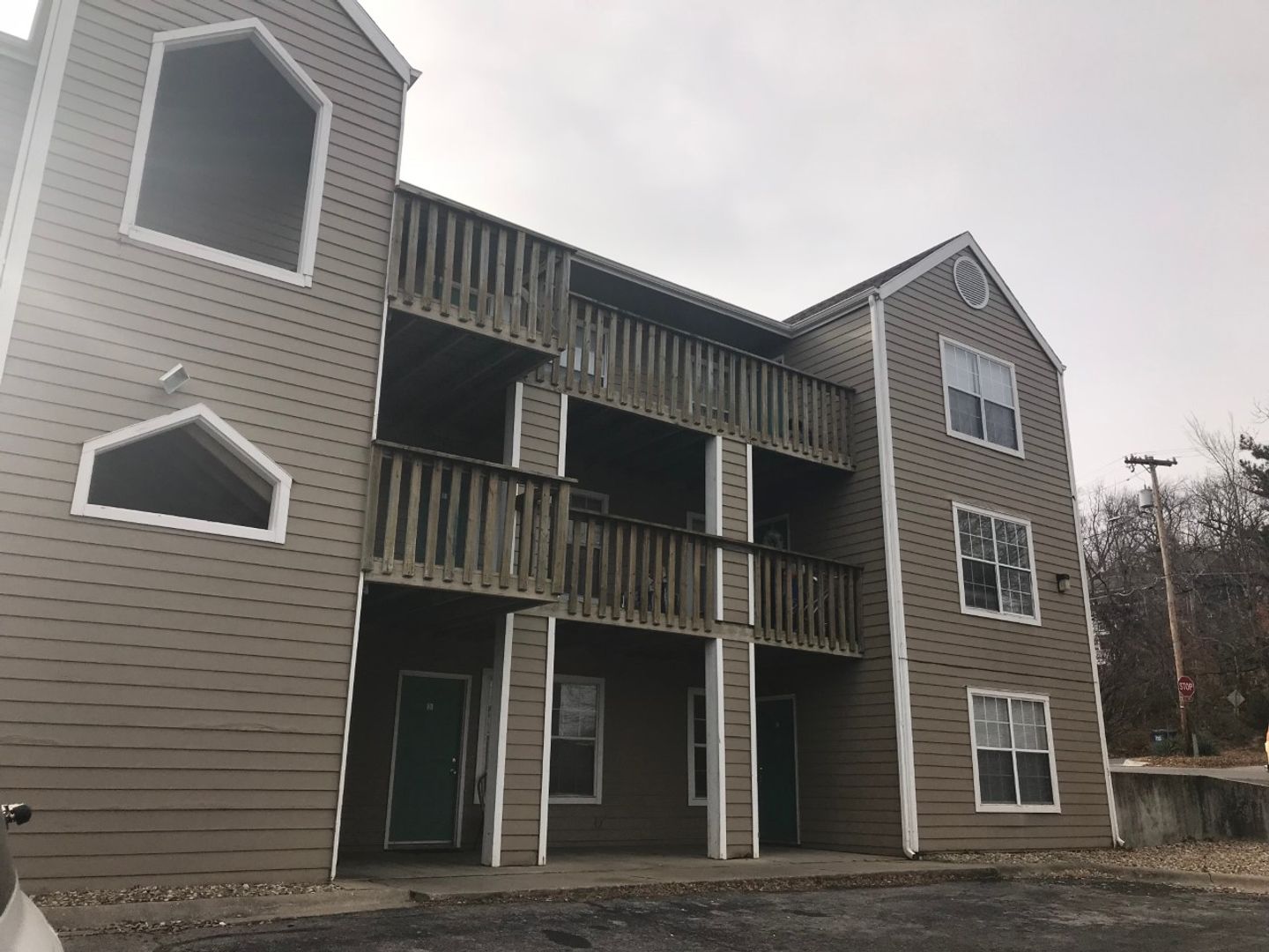 Lawrence Apartment: 611 Michigan, 616-624 Florida