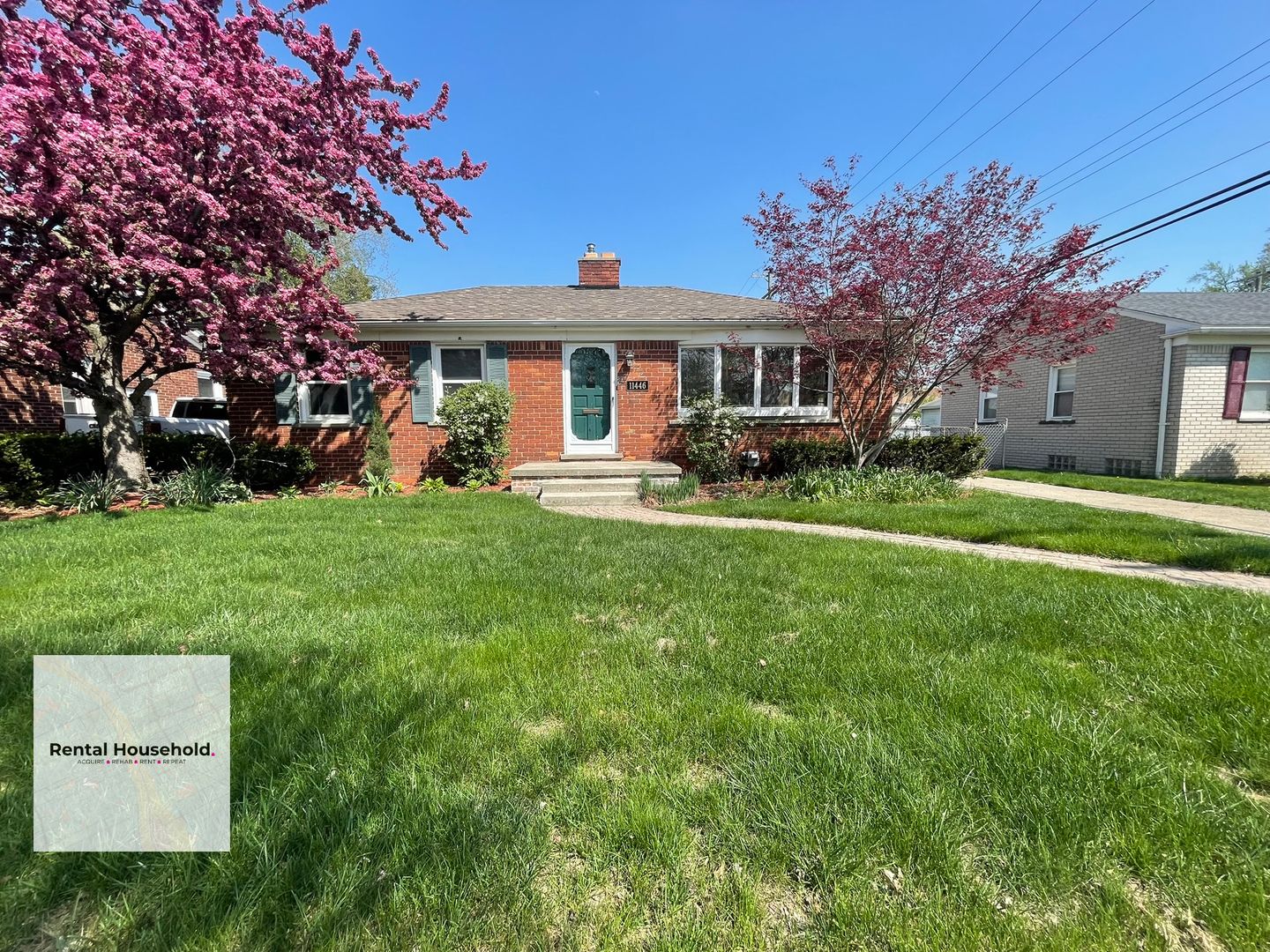 Livonia House: 11446 Brookfield St