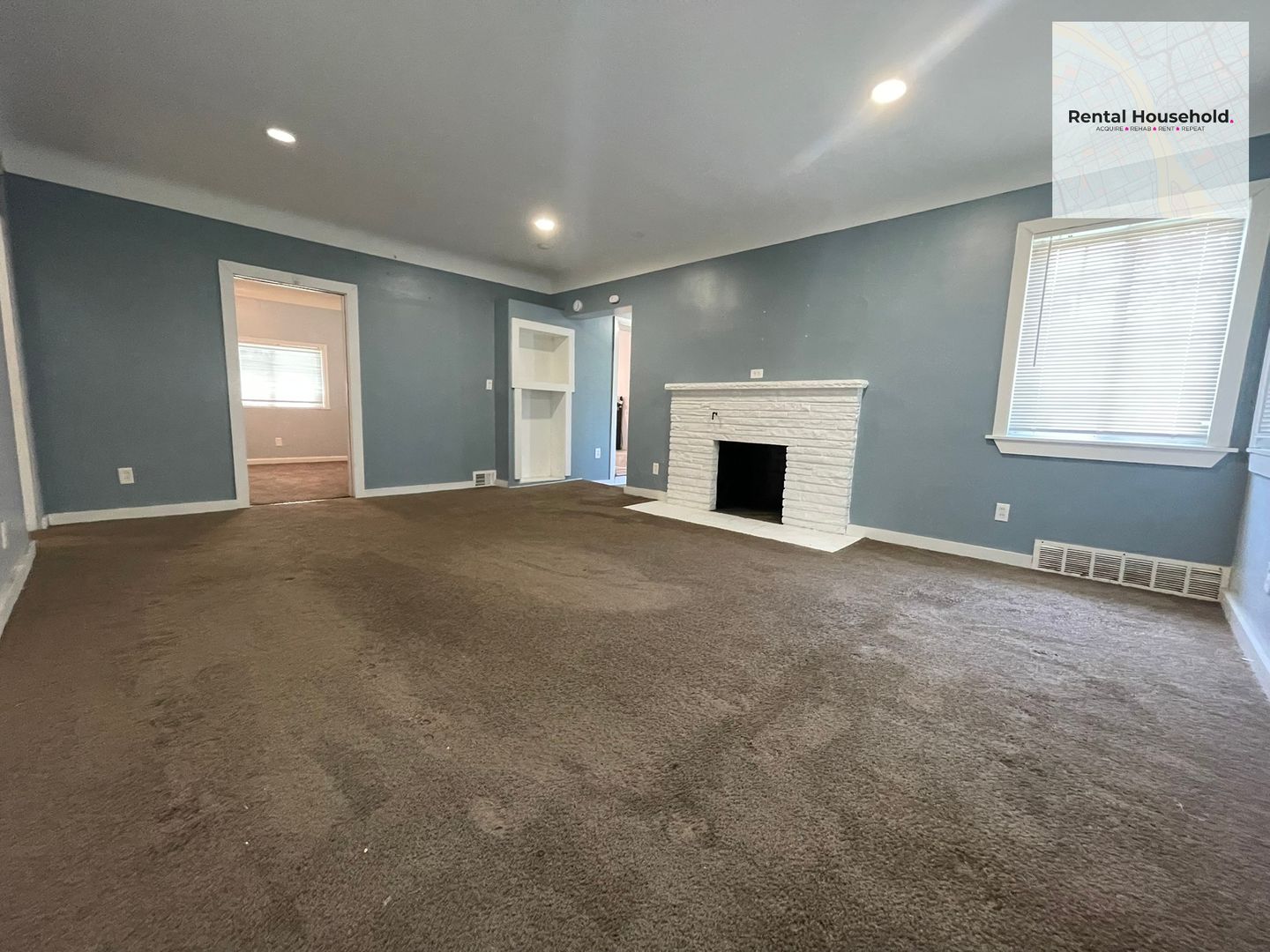 Warren House: 20806 Panama