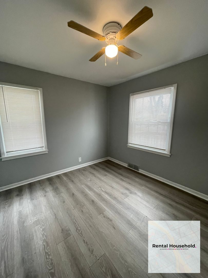 Detroit House: 19676 Kingsville