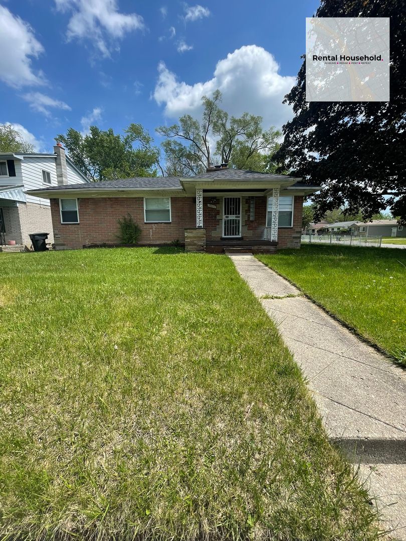 Detroit House: 19800 Berg Rd