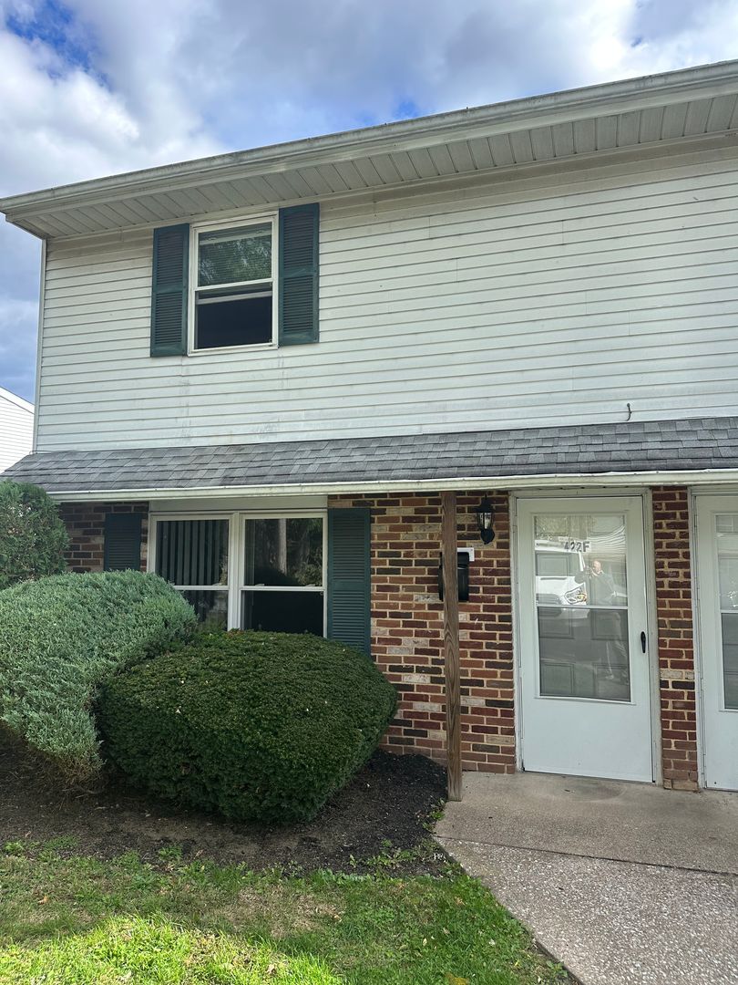 Enola Apartment: 422 Duke Street