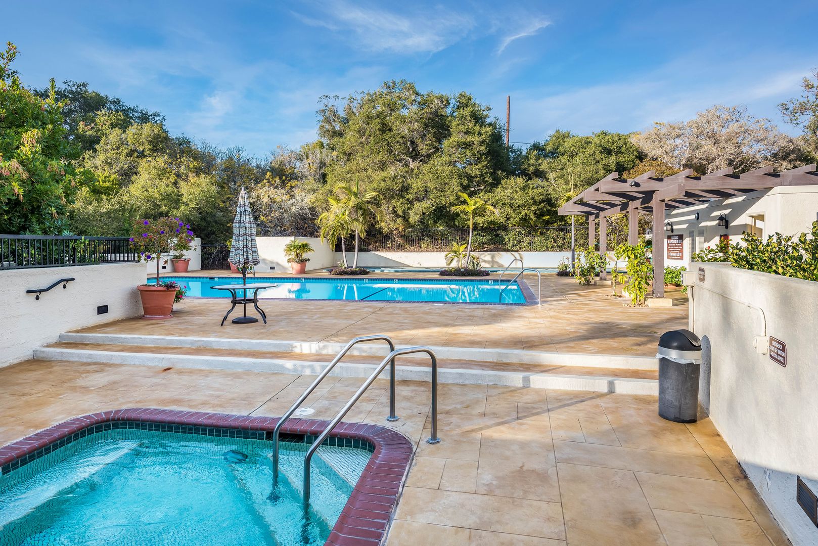Pool at Seaview Dr - 46