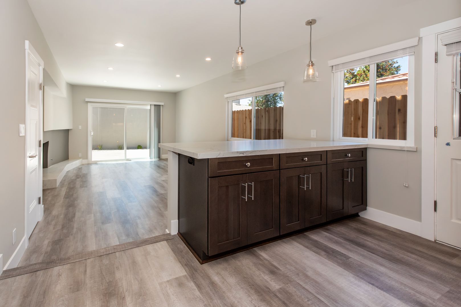 Santa Barbara Apartment: 3741 Mariana Way