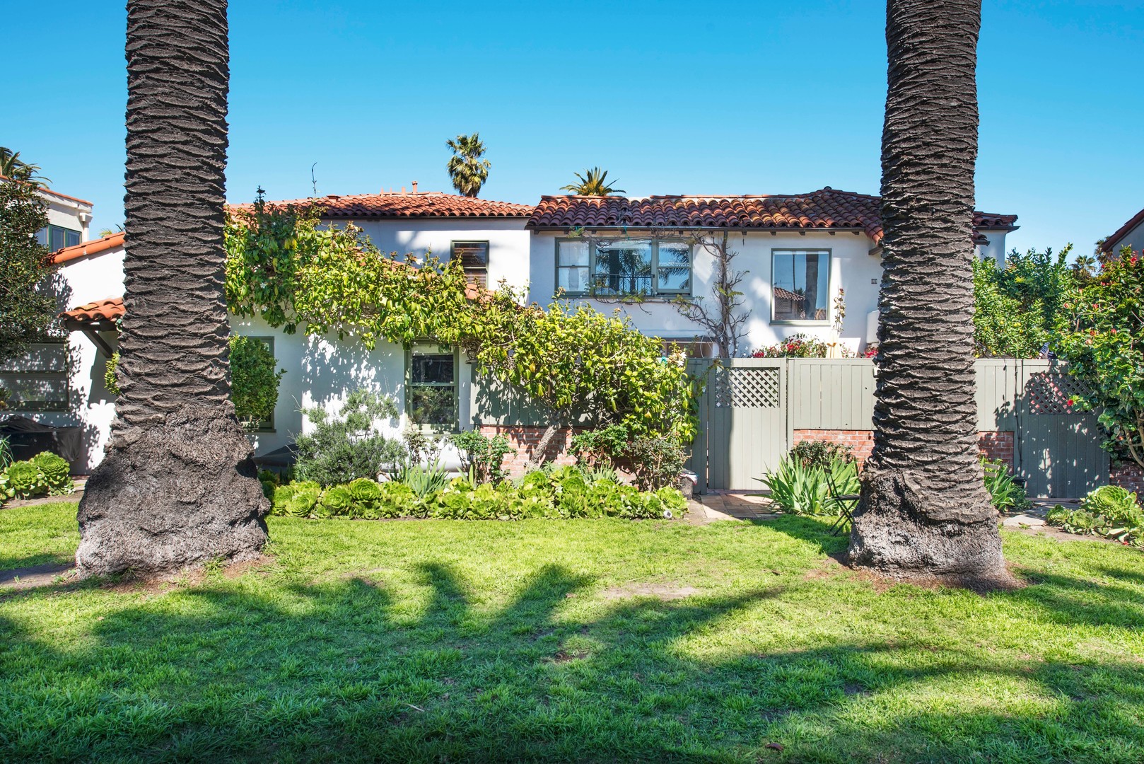 Santa Barbara Apartment: 125 W. Mason St.