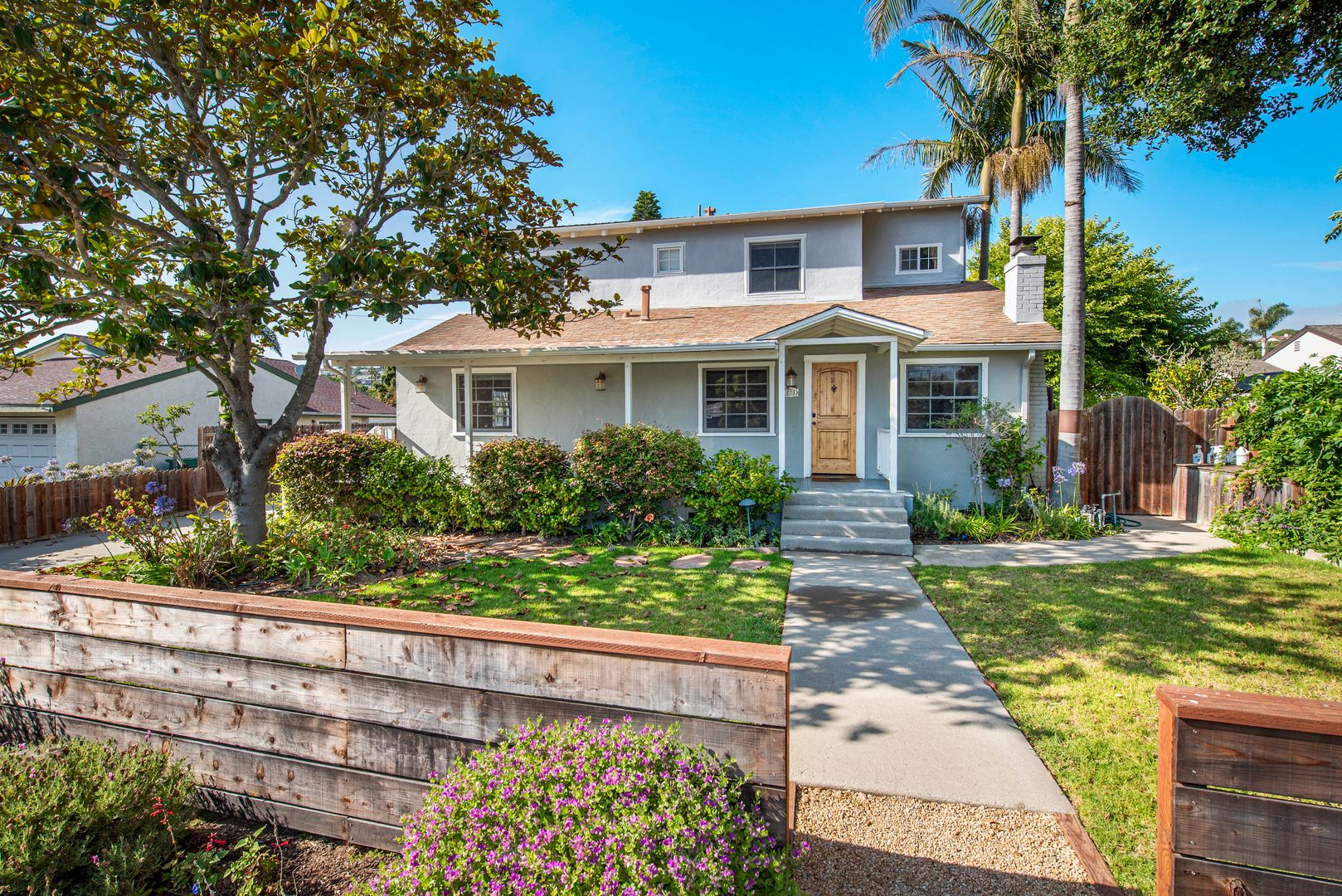 Santa Barbara House: 2212 Elise Way