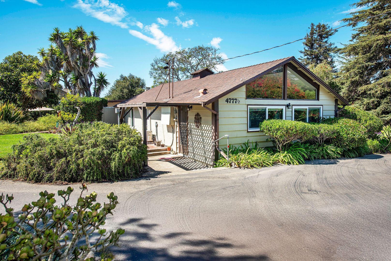 Santa Barbara Multiplex: 4777 1/2 Vieja Drive