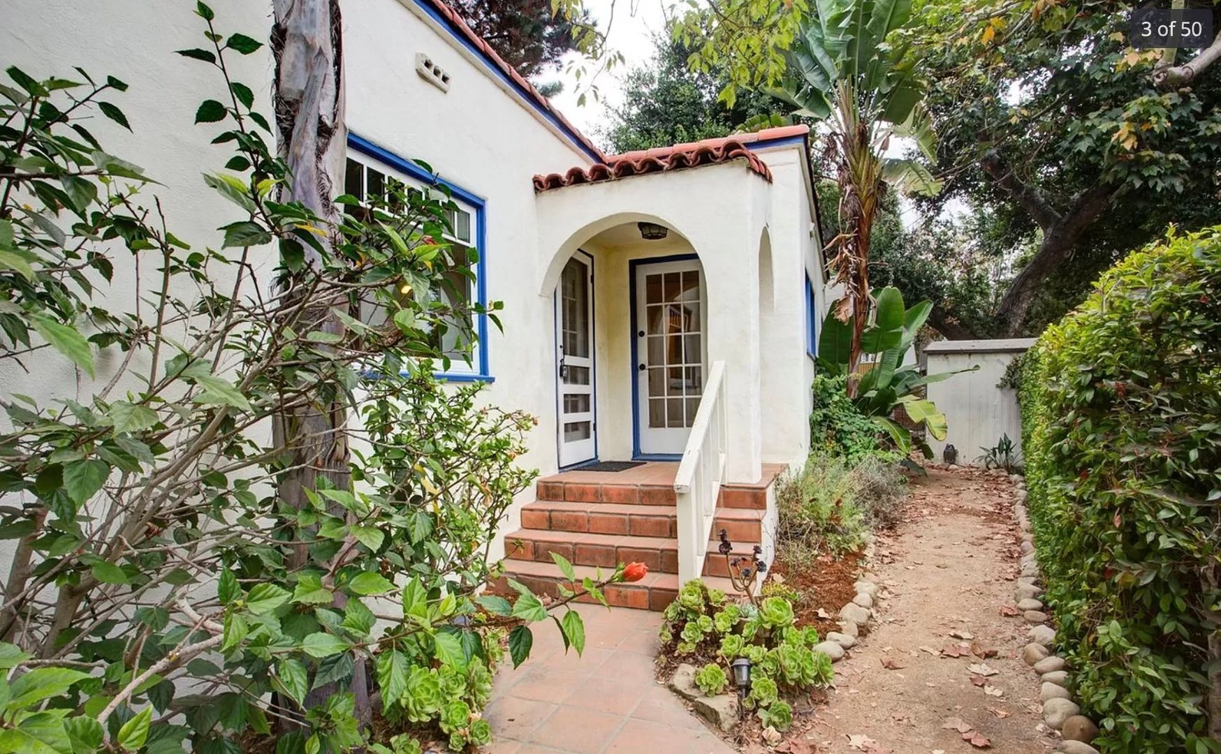 Santa Barbara House: 438 W Quinto St