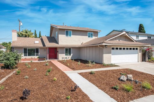 Completely Renovated 4bed/2bath Home in TURN-KEY Condition. – photo 1