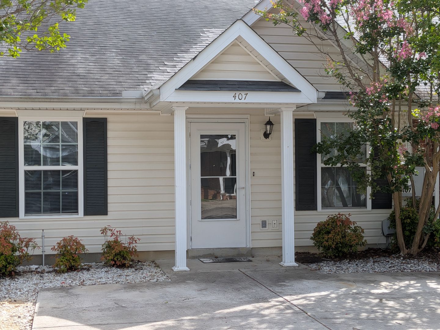 Evans House: 407 Flowing Creek Drive