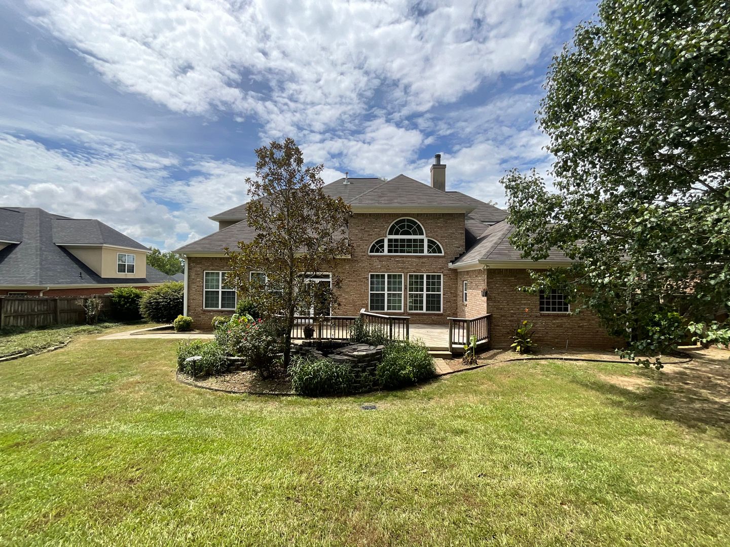 Evans House: 375 Barnsley Drive