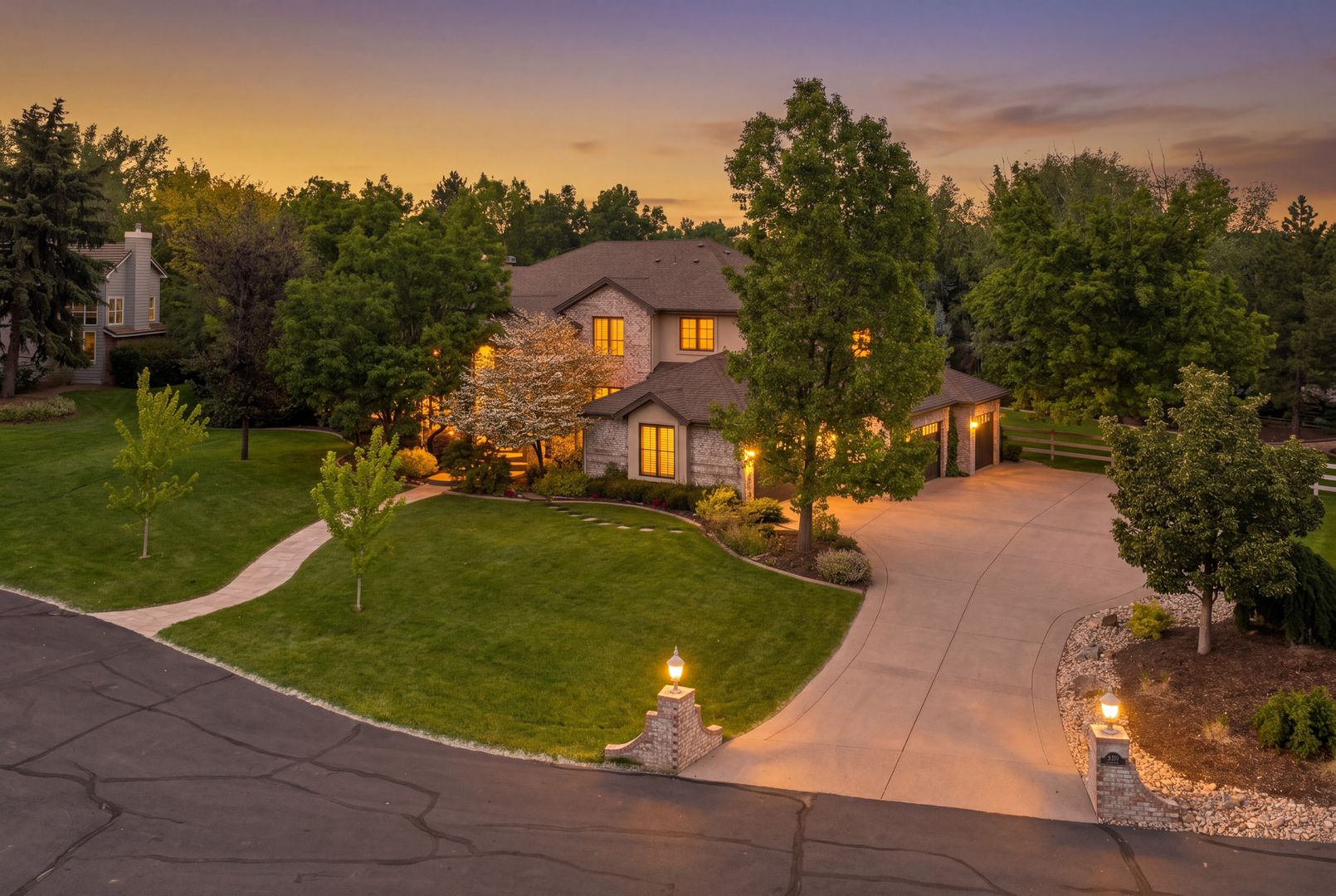 Littleton House: 4443L W Cottonwood Pl