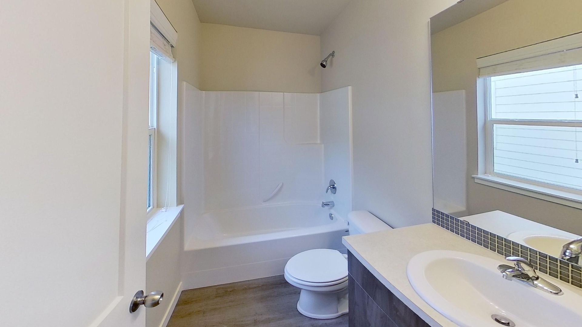 Spacious 2 Bedroom 2 Bath w/ 1 car attached! Schedule a tour today! 11 of 12