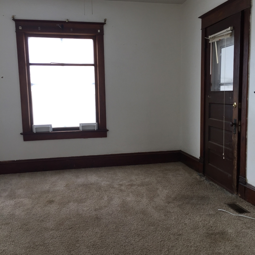 Miles City House: 319 North 4th