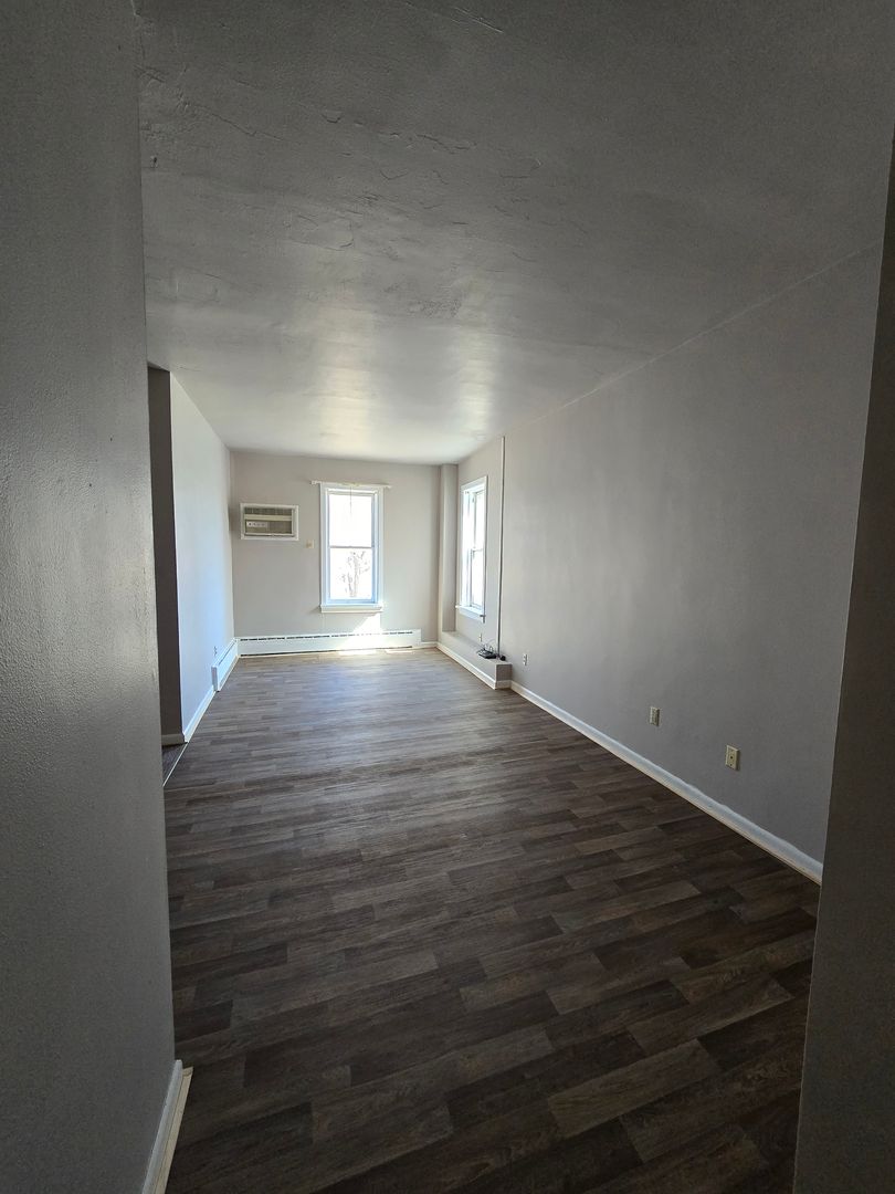 Miles City Apartment: 106 North 6th St