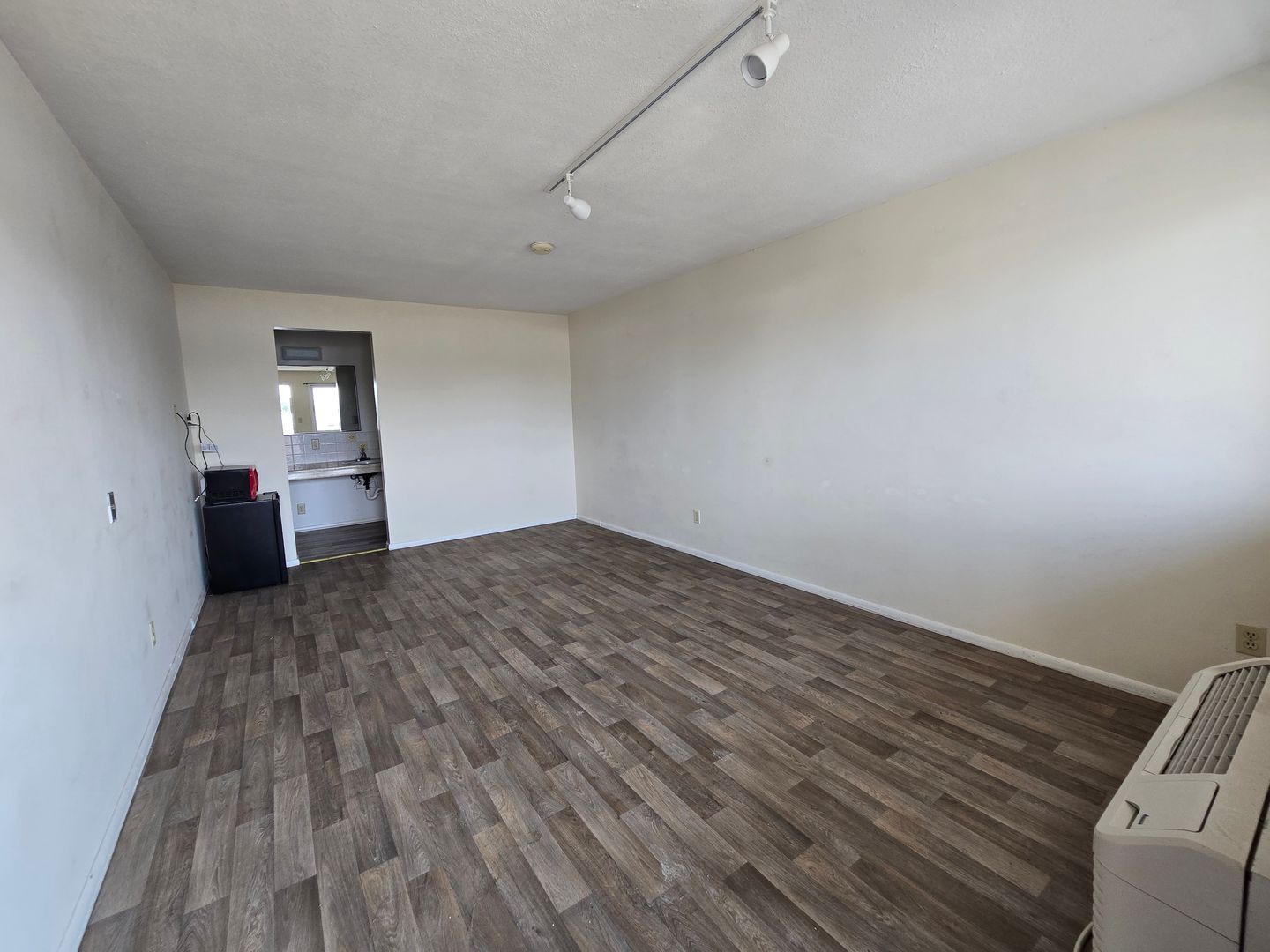 Miles City Apartment: 15 N. 5th