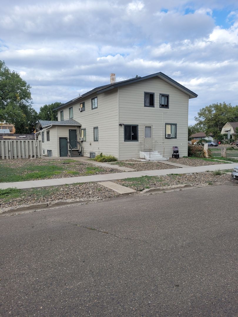 Miles City Apartment: 215 North 11th Street