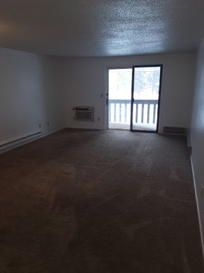 3 bed, 1 bath