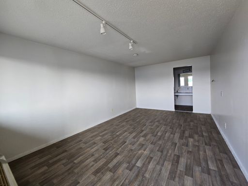 15 N. 5th - 233