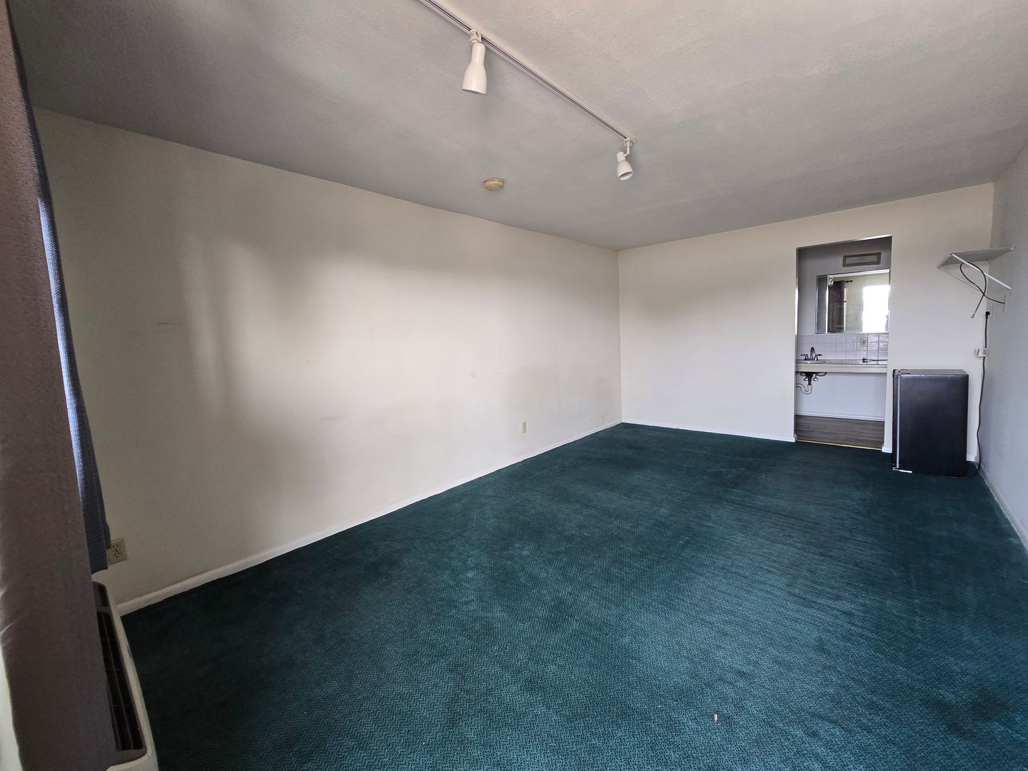 Miles City Apartment: 15 N. 5th