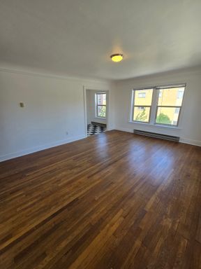 4555 15th Ave. NE #220 – photo 1