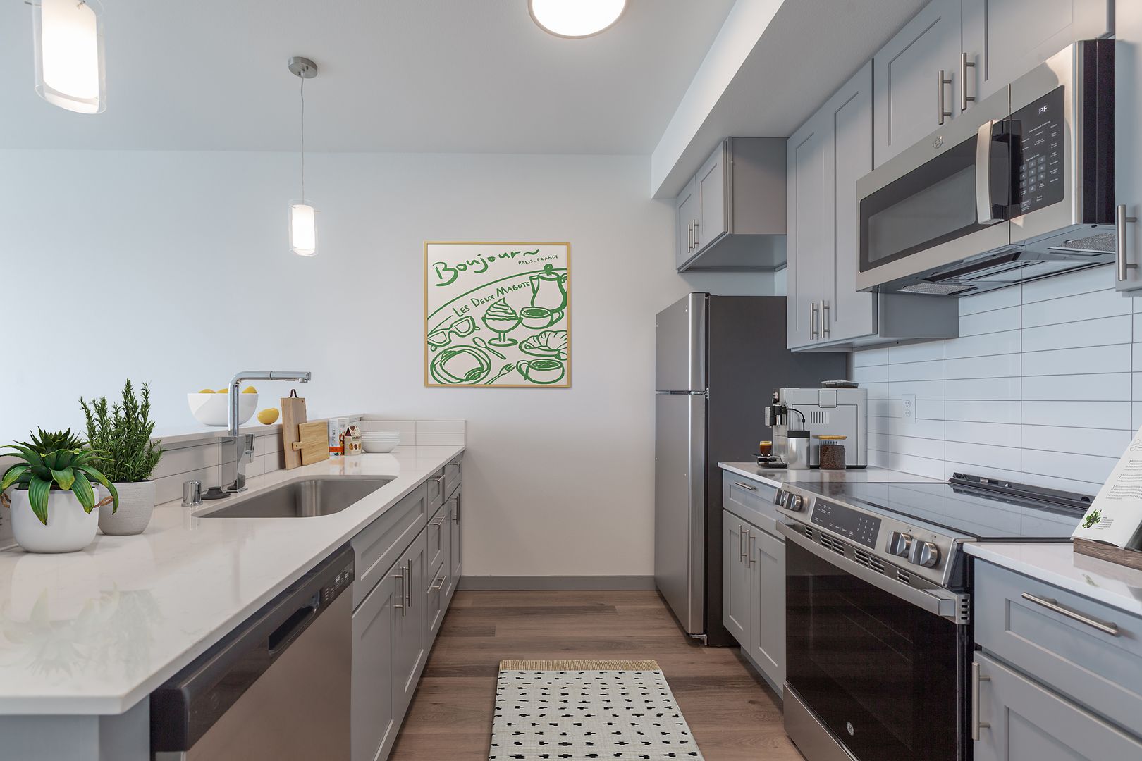 Vancouver Apartment: 2700 E 5th St