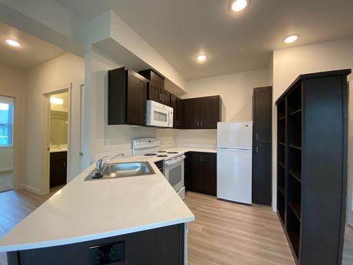 One Month FREE!! Move-in Ready 2bd/1ba LAST ONE AVAILABLE – photo 1