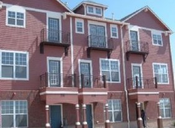 Colorado Springs House: 338 East Fountain Blvd