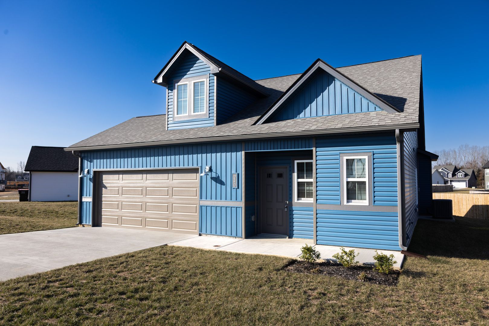 Clarksville House: 240 Donegal Drive