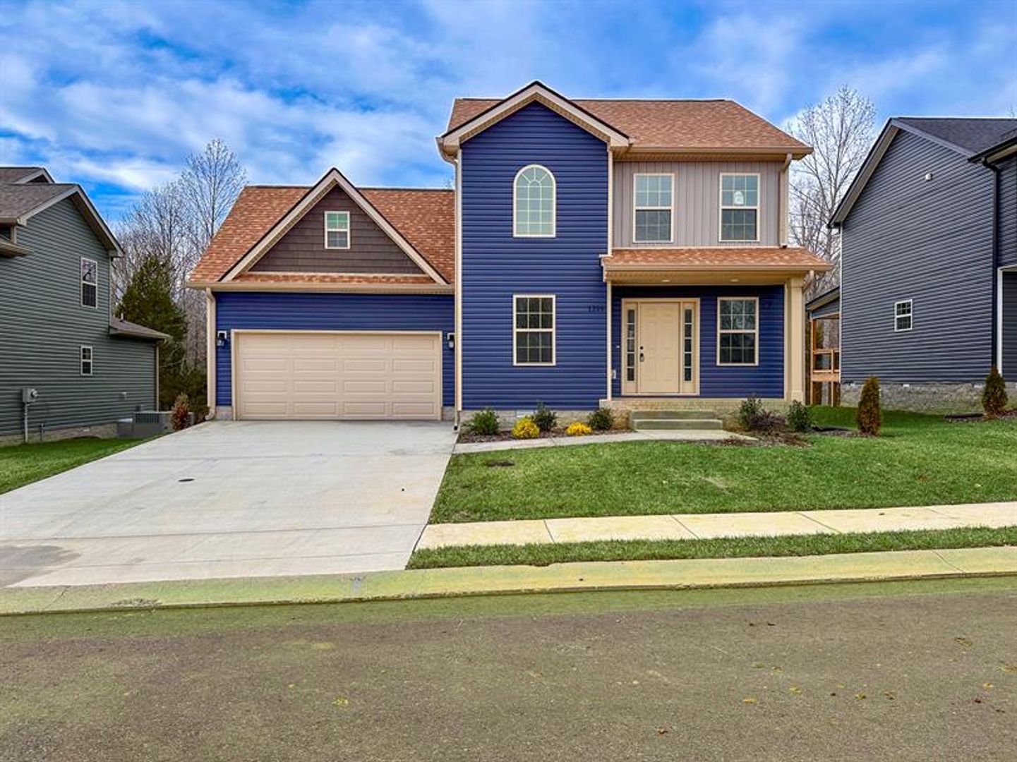 Clarksville House: 1215 Boulder Pass Road