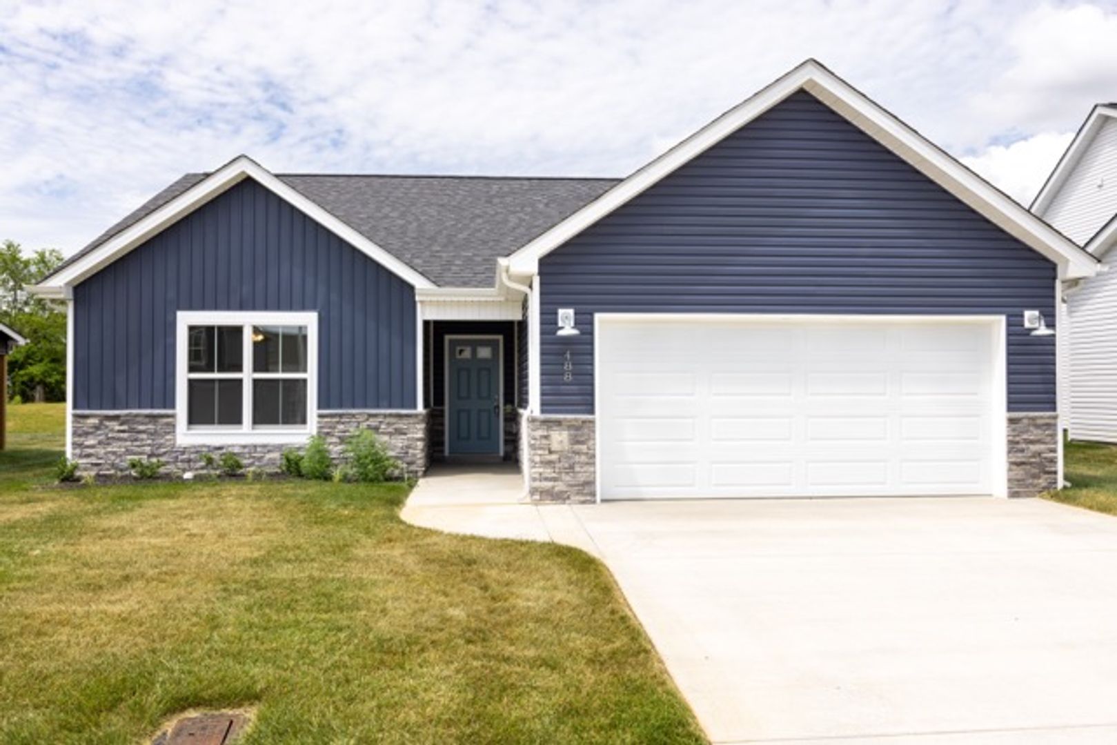 Clarksville House: 488 Ayden Lane