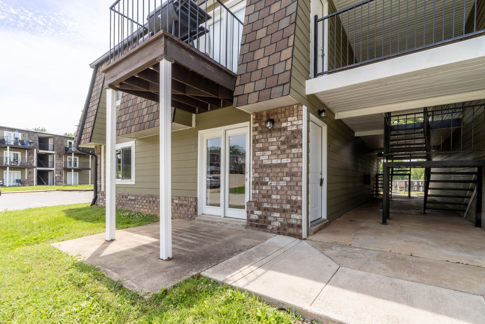 Clarksville Apartment: 311 Hawkins Road