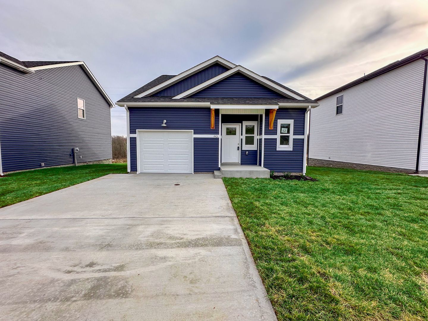 Clarksville House: 443 Mattingly Drive