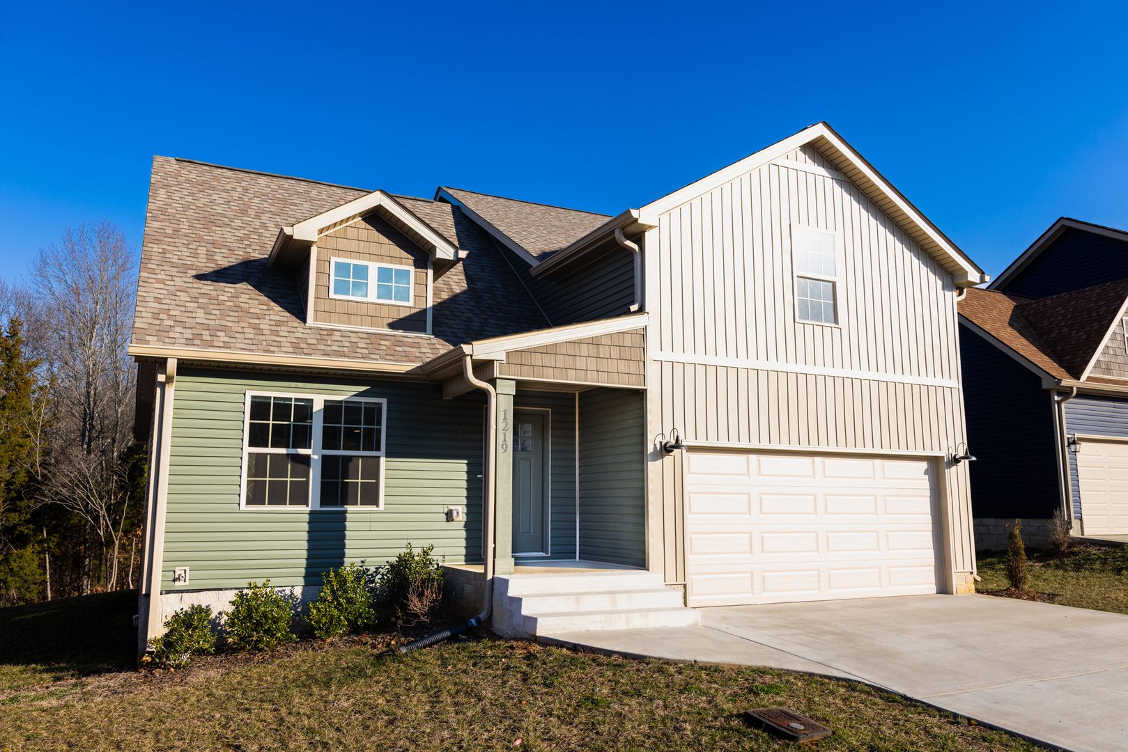 Clarksville House: 1219 Boulder Pass Rd.