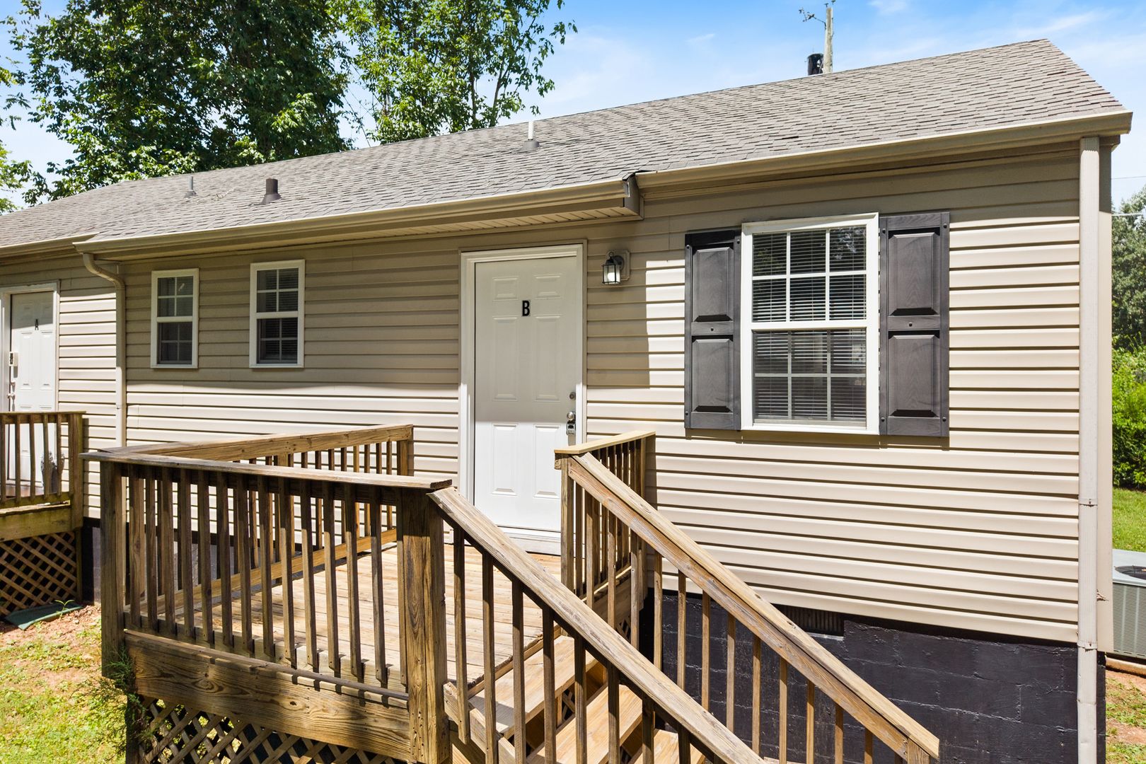 Clarksville Apartment: 55 Chestnut Drive