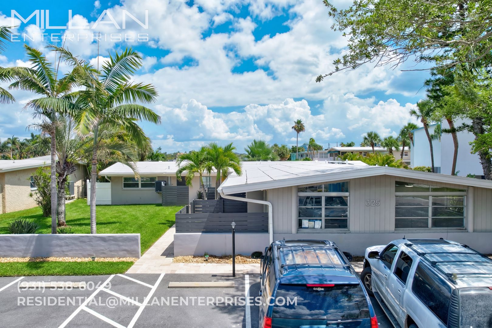 Treasure Island Apartment: 325 Capri Boulevard