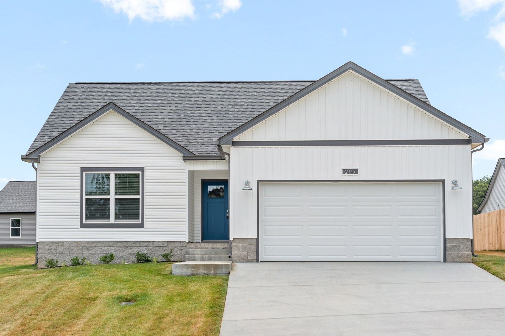 Clarksville House: 2115 Ireland Way