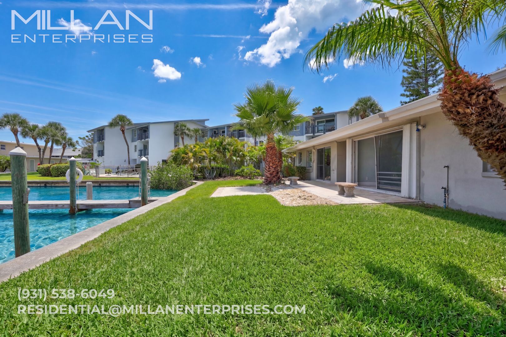 Treasure Island Apartment: 325 Capri Boulevard