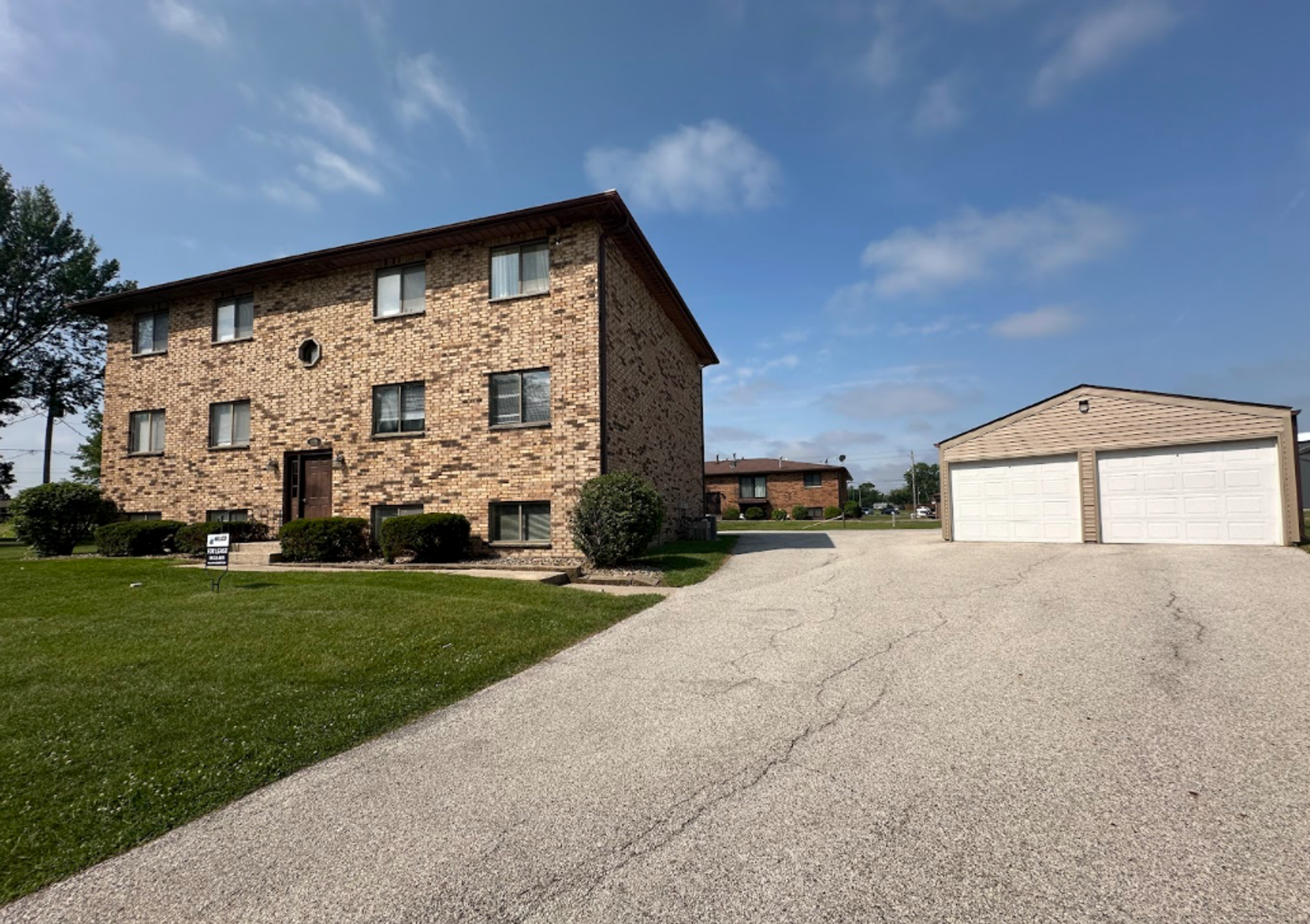 1 Bedroom/1 Bathroom for Rent - Silvis, IL 2 of 12
